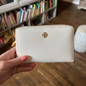 Tory Burch hand wallet